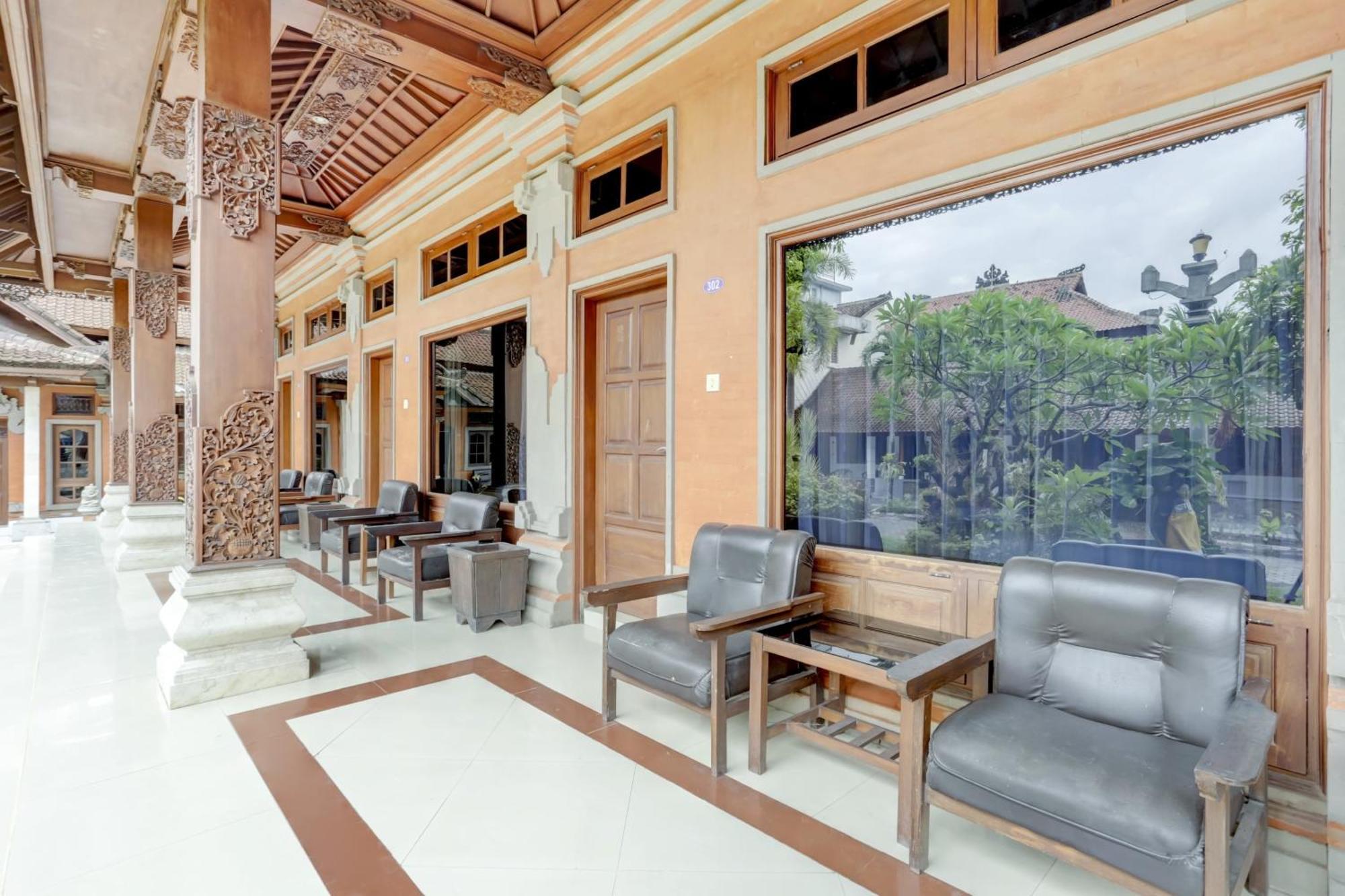 Super Oyo 3261 Hotel Ratu Denpasar Exterior foto